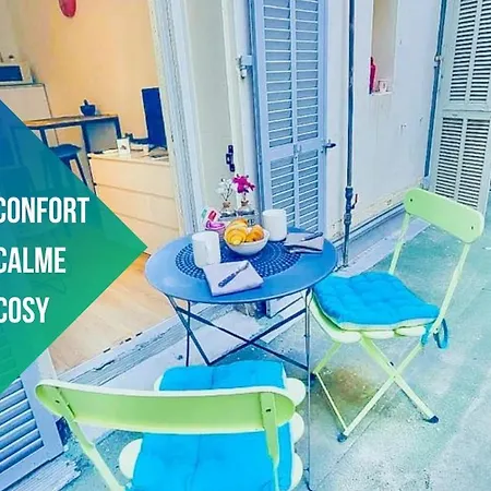Appartamento T1 Centre - Ideal Couple & Amis - Confort - Wifi - Calme - Climatisation - Coin Terrasse *